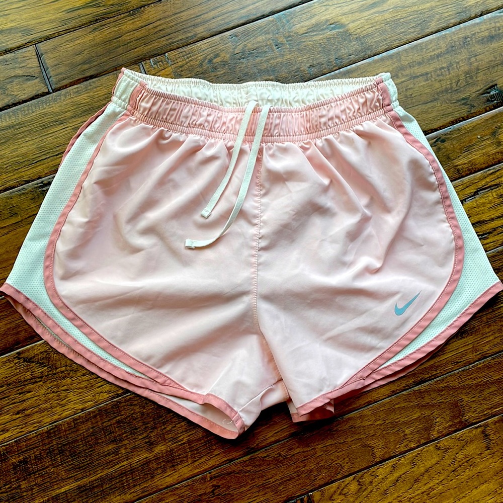 Nike dry fit shorts size small